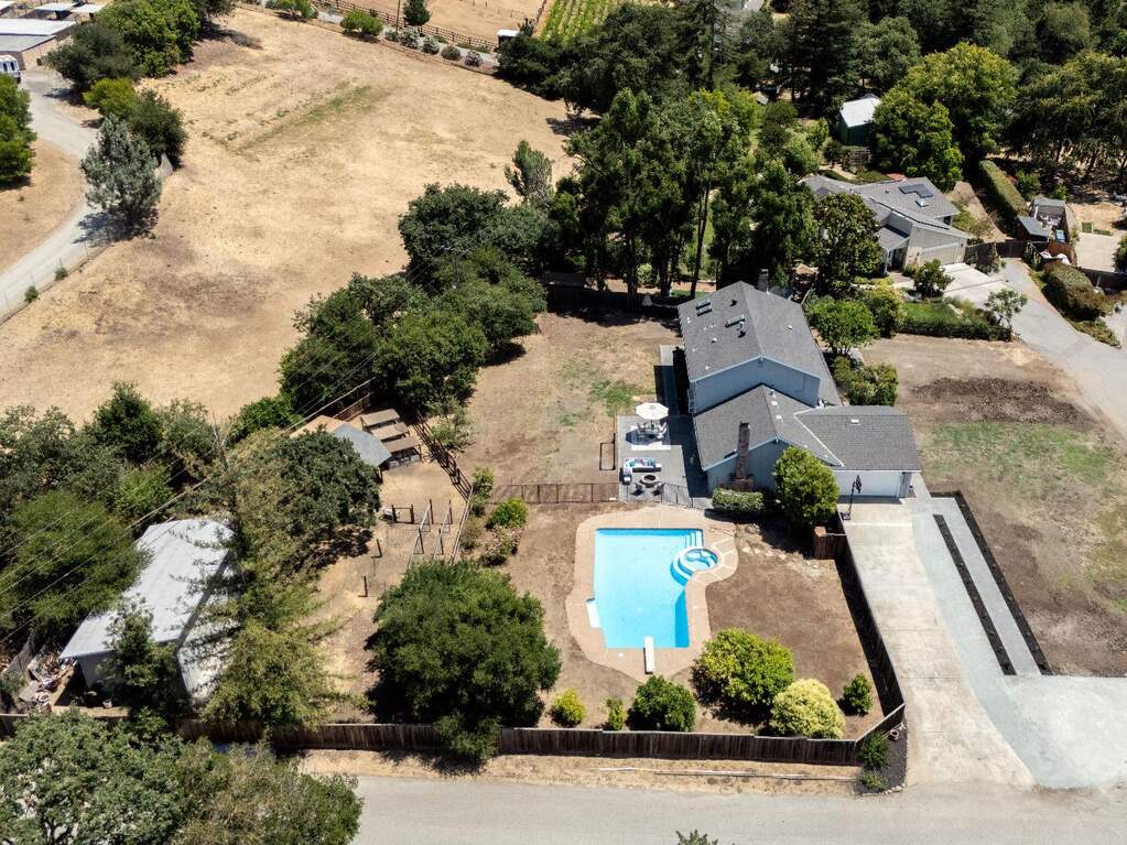 7565 Tierra Sombra Court, San Jose, CA 95120