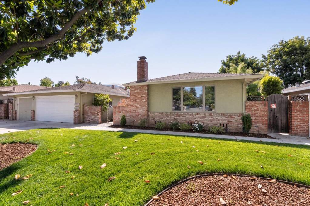 818 Sylvan Avenue, Mountain View, CA 94041