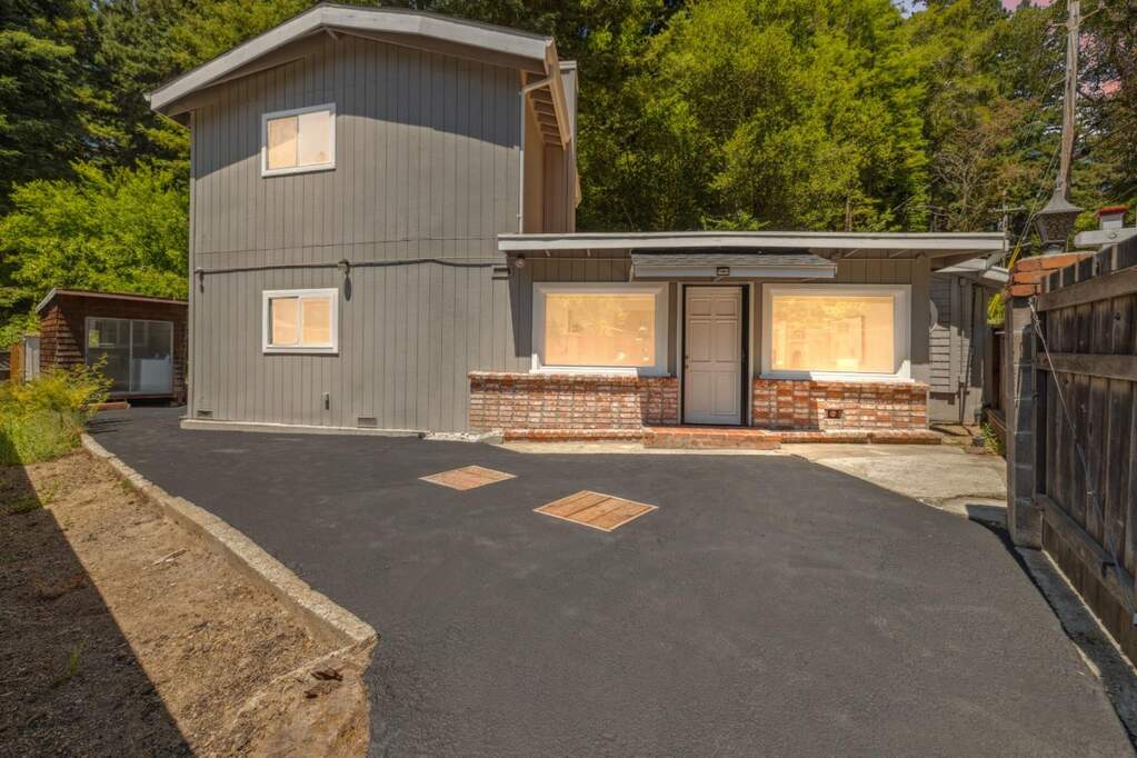 155 Teilh Drive, Boulder Creek, CA 95006
