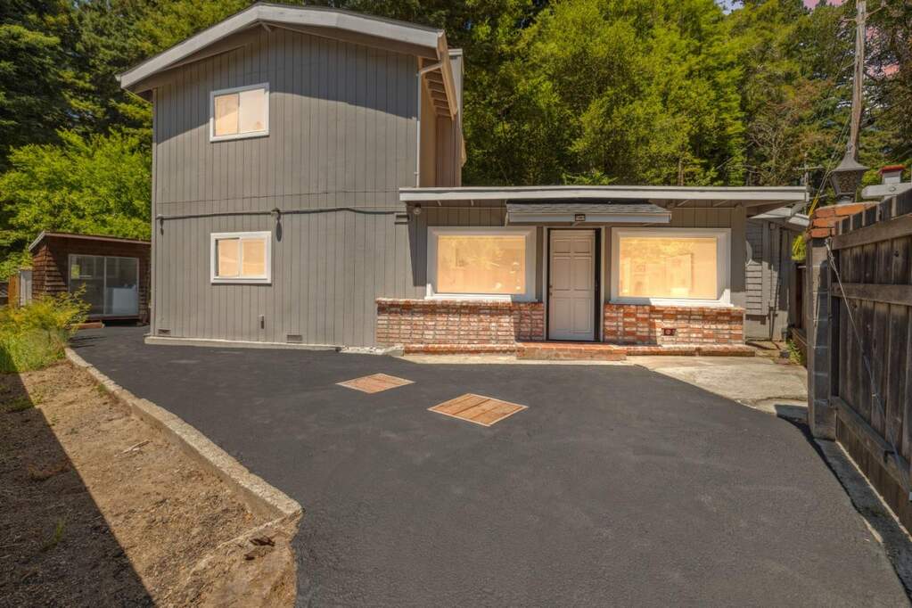155 Teilh Drive, Boulder Creek, CA 95006