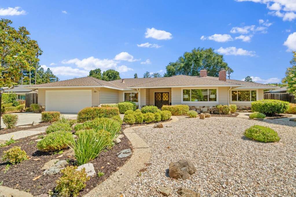761 Woodstock Lane, Los Altos, CA 94022