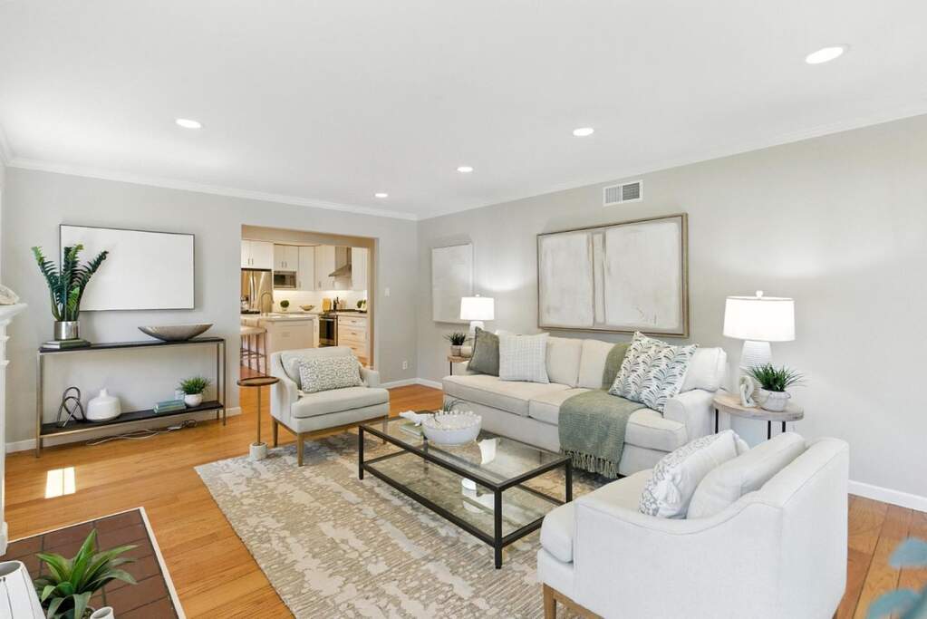 155 Oakview Drive, San Carlos, CA 94070