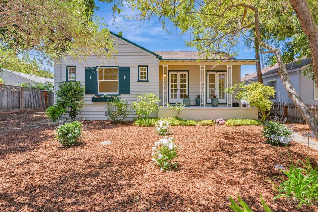 755 Arnold Way, Menlo Park, CA 94025