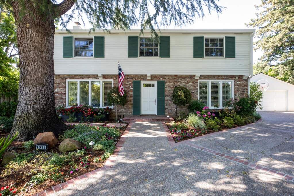 1011 Via Del Pozo, Los Altos, CA 94022