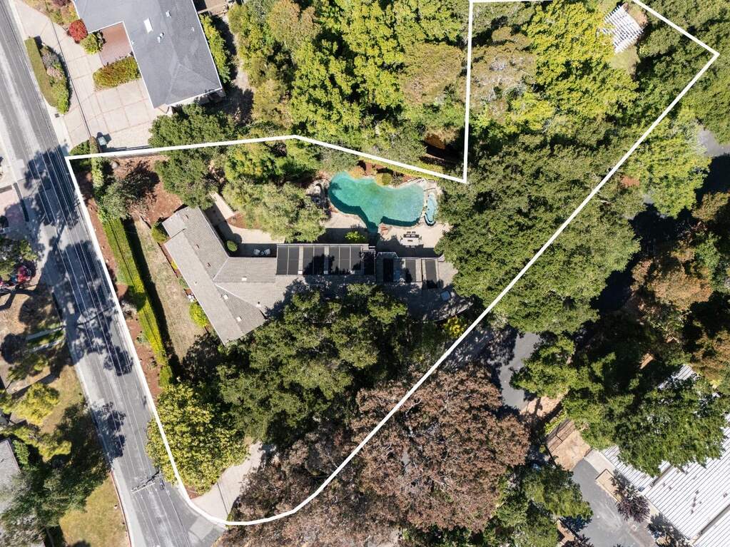 700 Laurelwood Drive, San Mateo, CA 94403