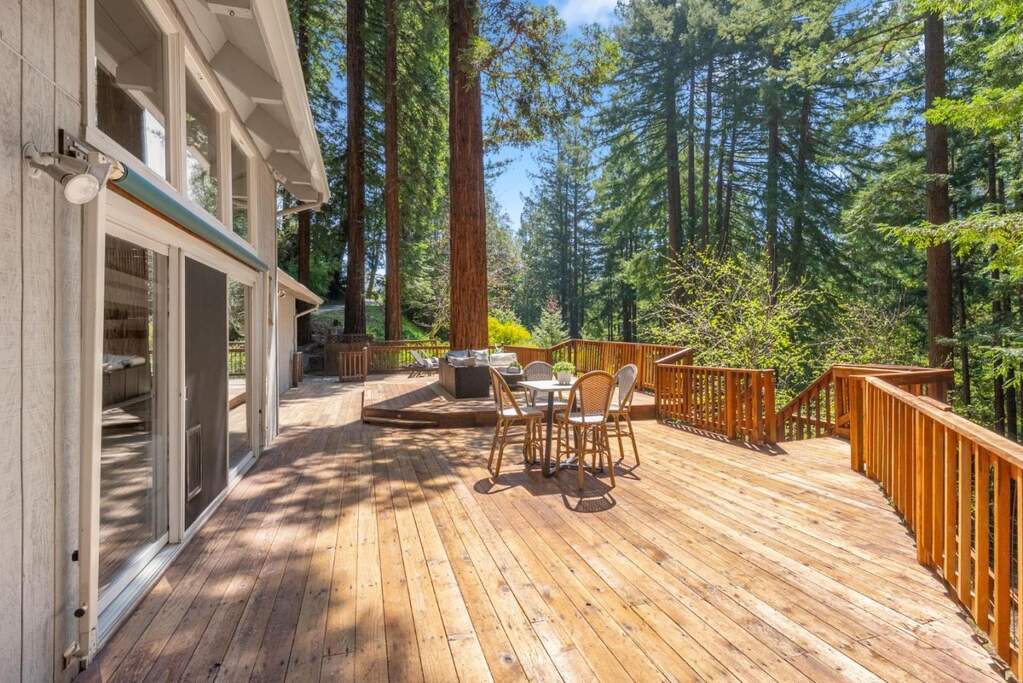 16306 Redwood Lodge Road
