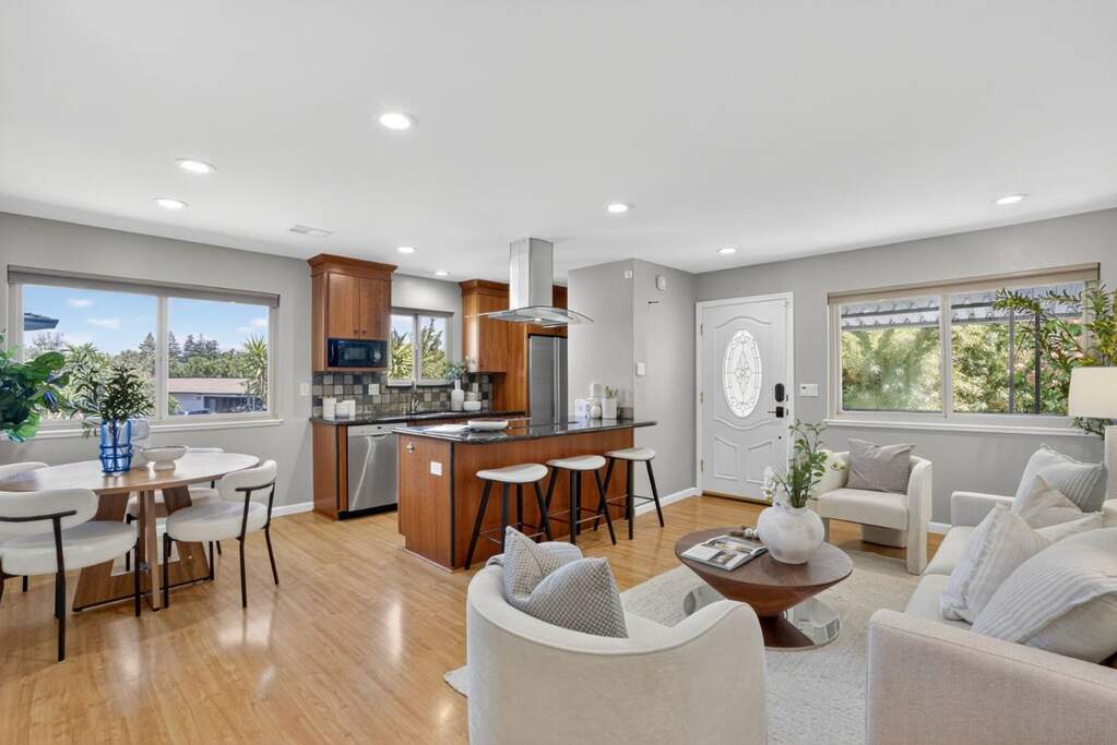 287 Watson Avenue #4