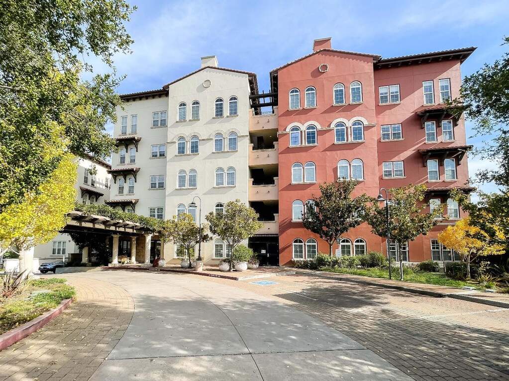 88 S Broadway #2101