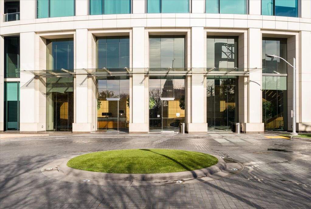 425 1st Street #1207