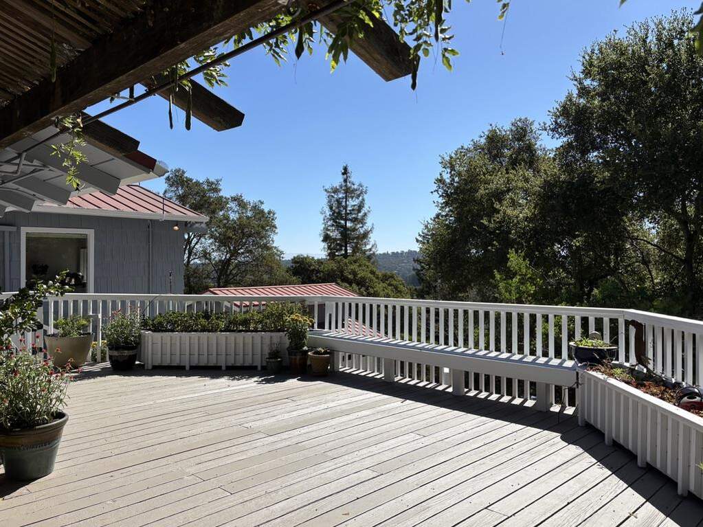 108 Santa Maria Avenue, Portola Valley, CA 94028