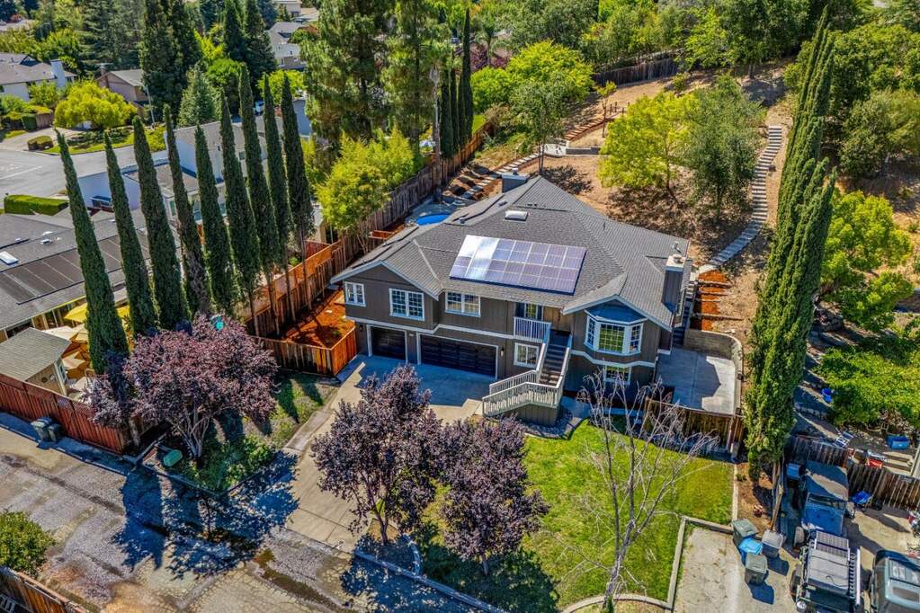 1403 Welburn Avenue, Gilroy, CA 95020
