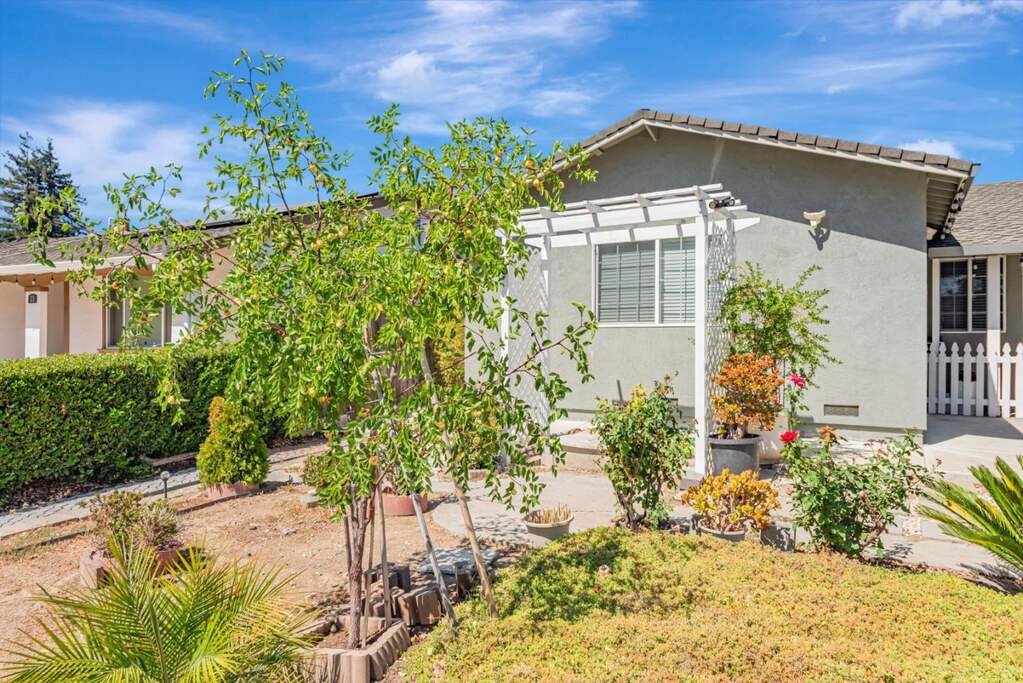 71 Hayes Avenue, San Jose, CA 95123