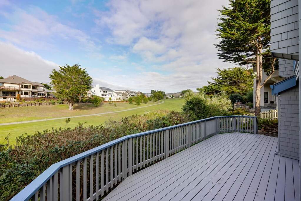 15 Ashdown Place, Half Moon Bay, CA 94019 | MLS# 82025855 | Christie's ...