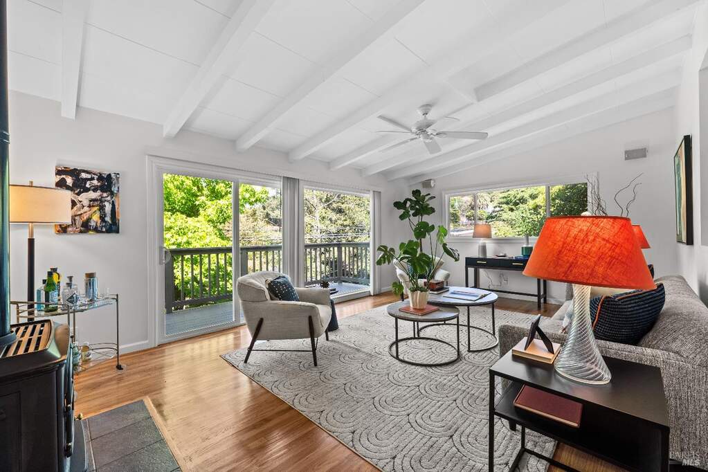 84 E Crescent Drive, San Rafael, CA 94901