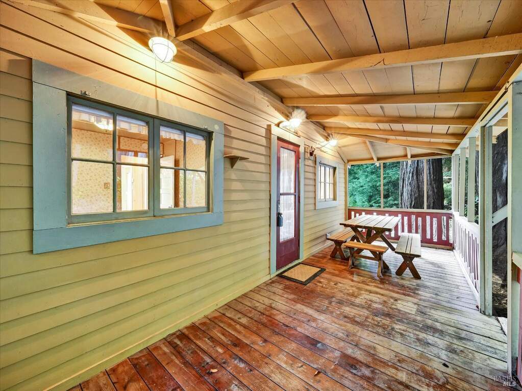 18300 Neeley Road, Guerneville, CA 95446