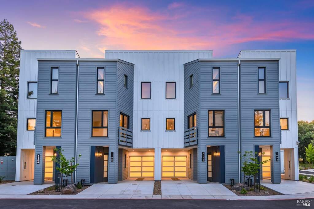1100 Foster Road, Napa, CA 94558