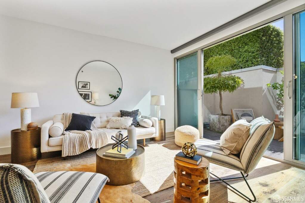 229 Brannan Street #2G, San Francisco, CA 94107