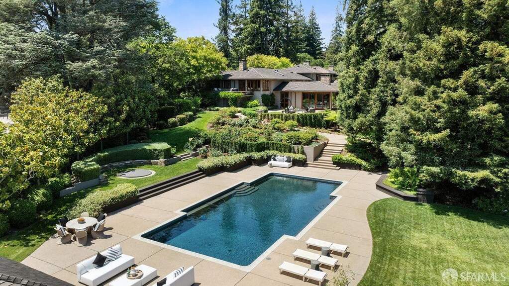 26 Sea View Avenue, Piedmont, CA 94611