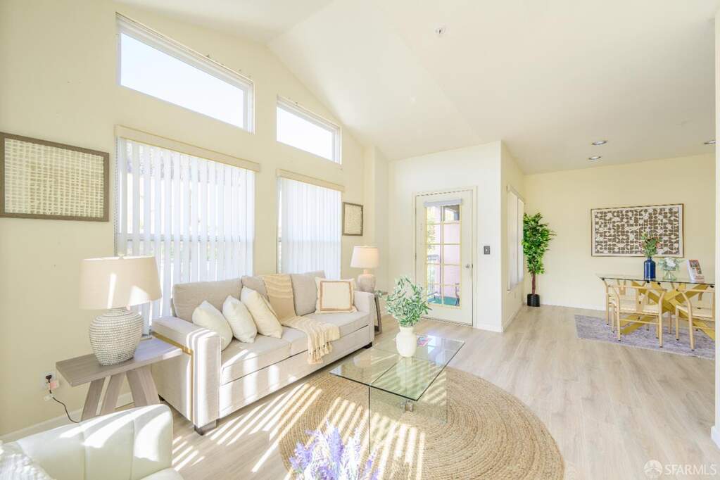 103 Stoneridge Lane #2210, San Francisco, CA 94134