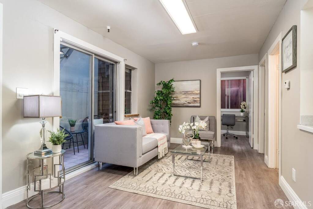 383 Haight Street, San Francisco, CA 94102