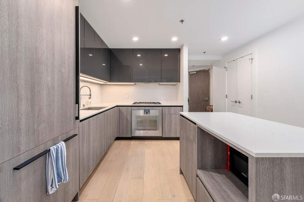 338 Main Street #7H, San Francisco, CA 94105