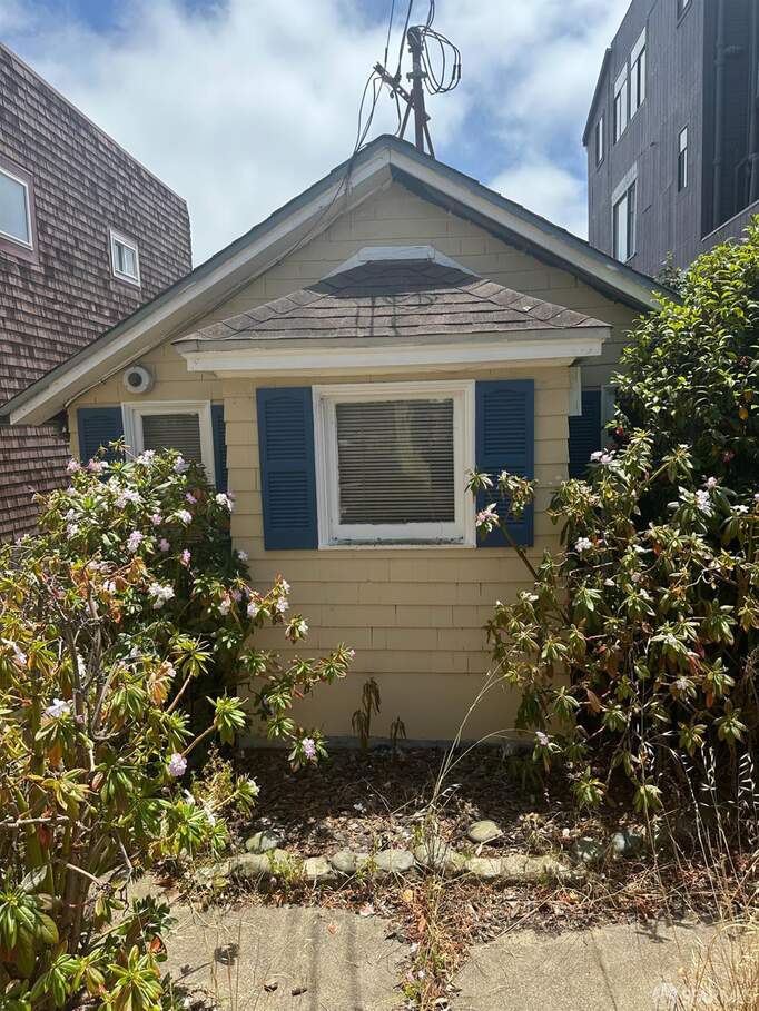 369 Valley Street, San Francisco, CA 94131