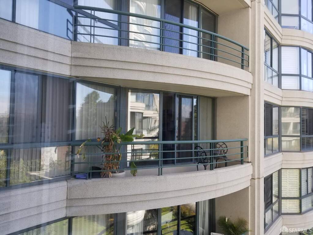 300 3rd Street #1008, San Francisco, CA 94107