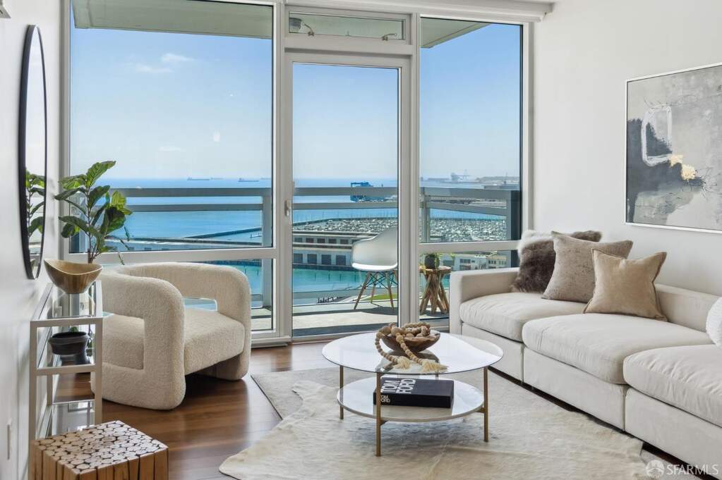501 Beale Street #19B, San Francisco, CA 94105