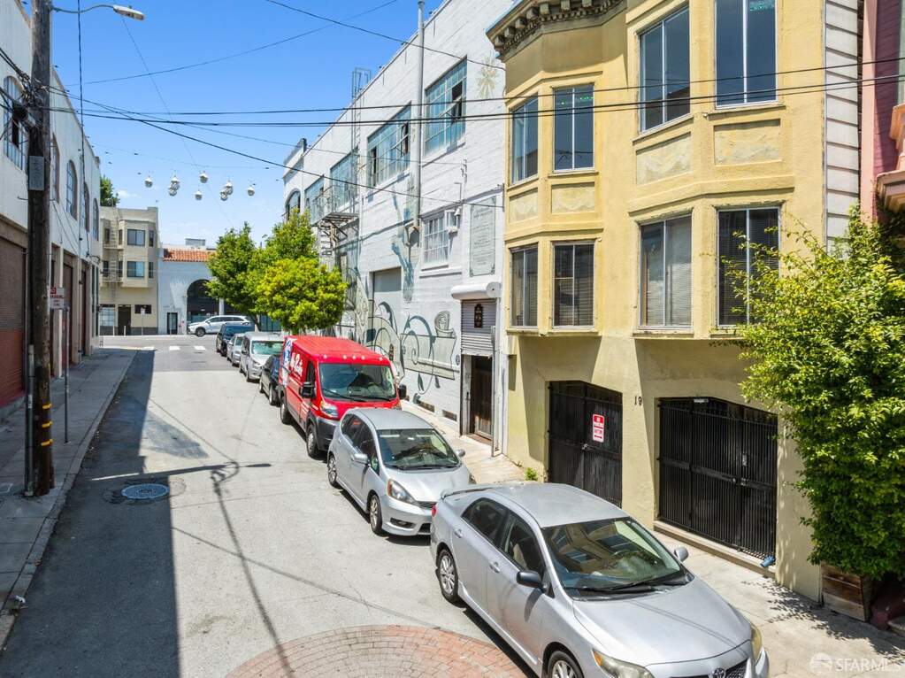 19 Moss Street, San Francisco, CA 94103