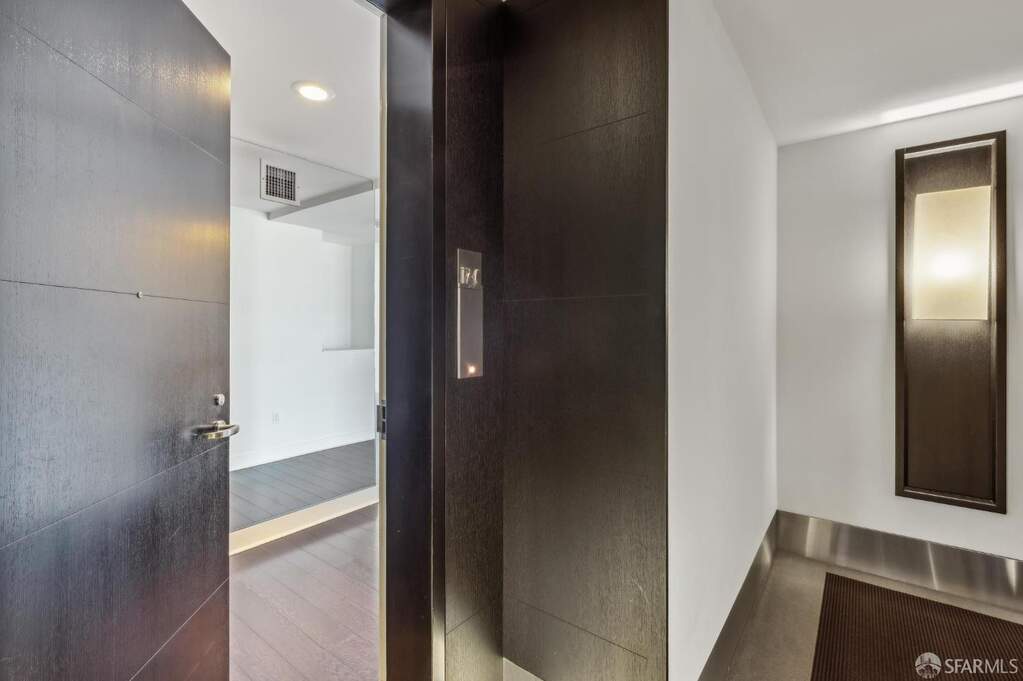 229 Brannan Street #12C, San Francisco, CA 94107