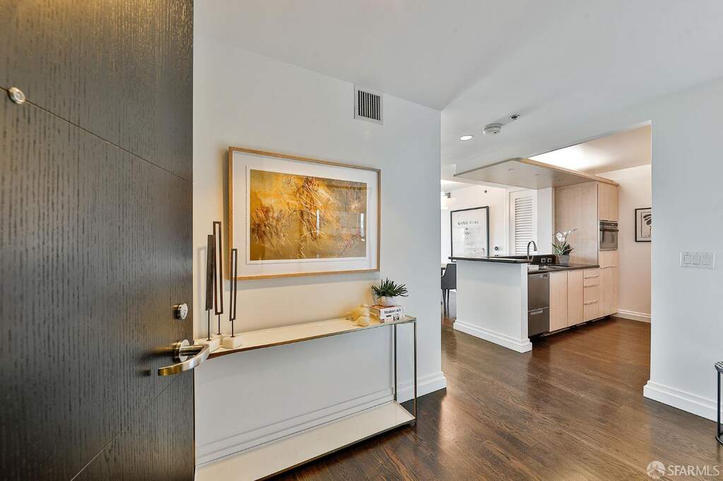 229 Brannan Street #12C, San Francisco, CA 94107