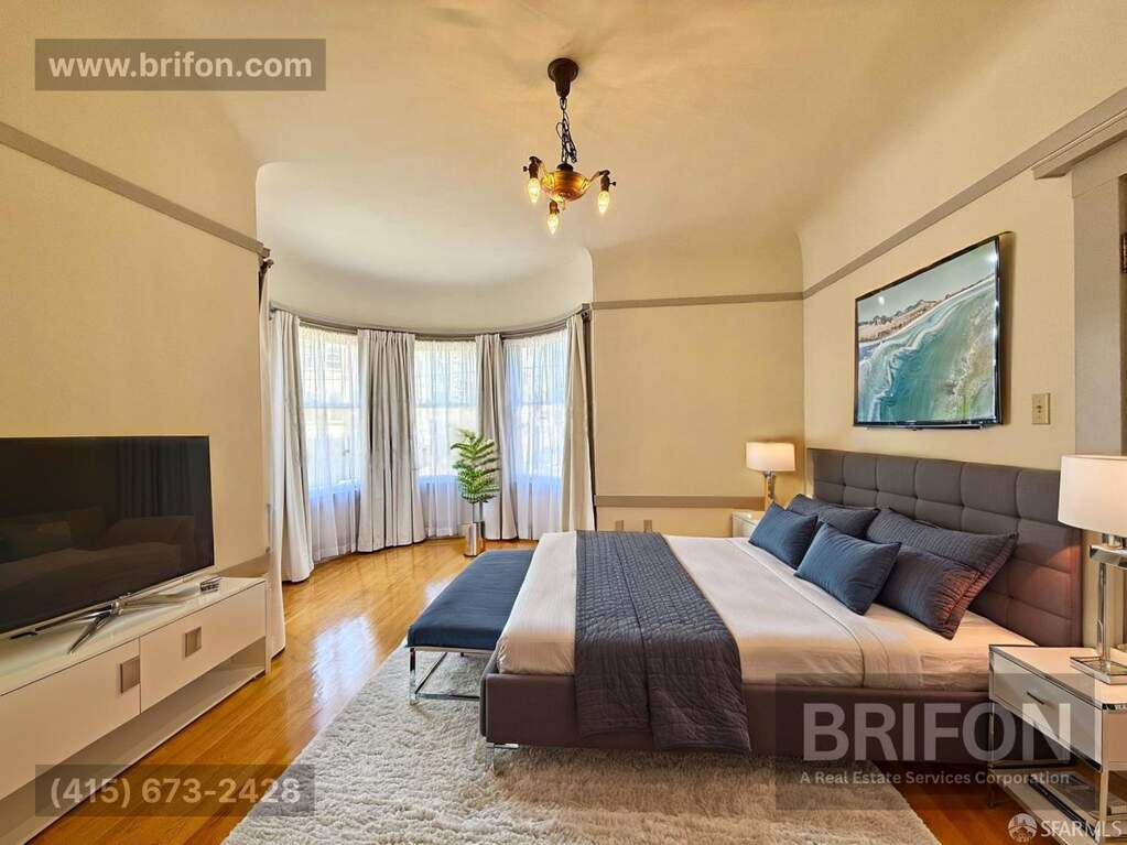 1461 Hyde Street, San Francisco, CA 94109