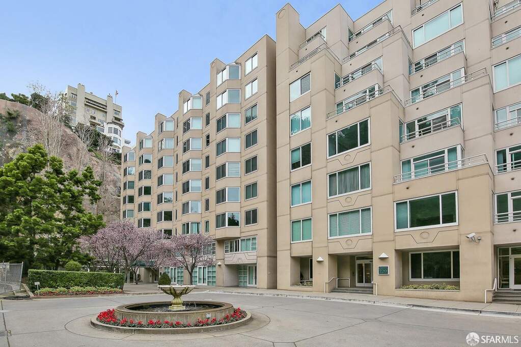 240 Lombard Street #329, San Francisco, CA 94111