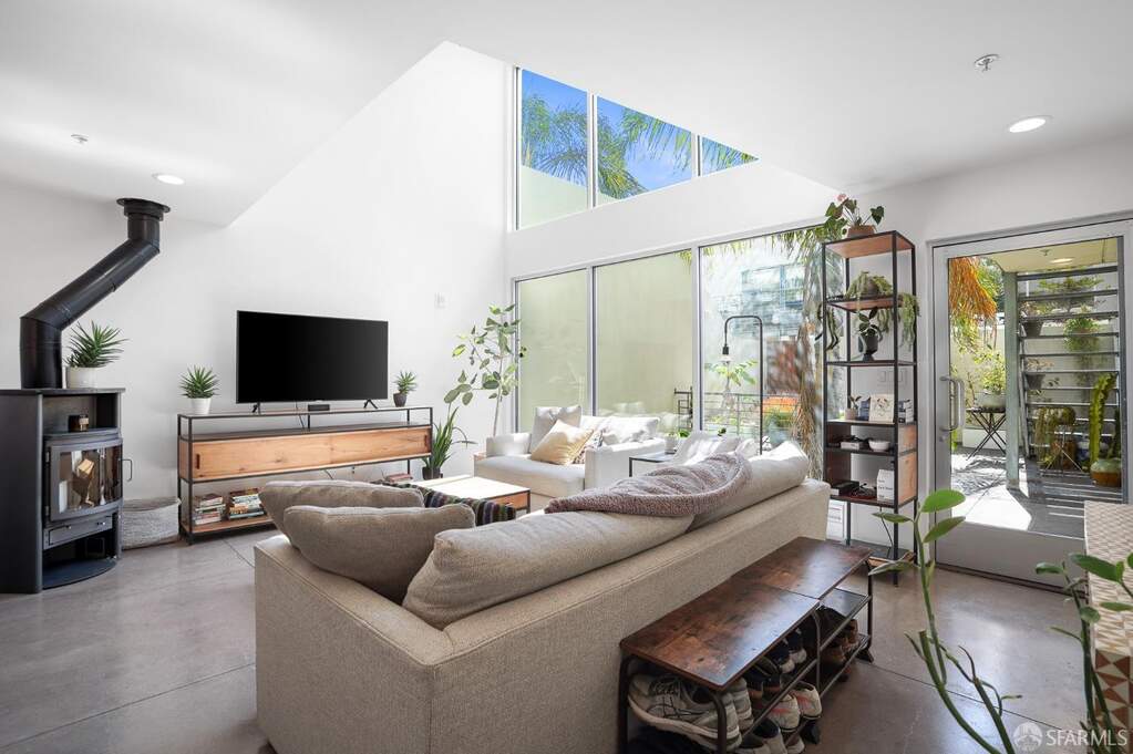 712 Bryant Street #4, San Francisco, CA 94107