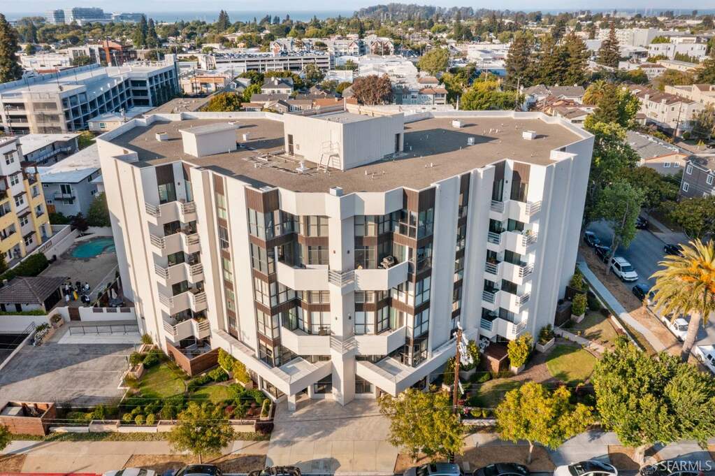 110 Park Road #101, Burlingame, CA 94010