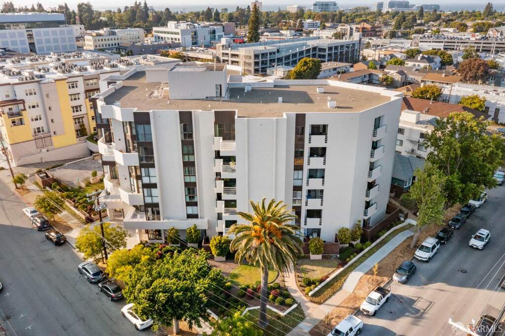 110 Park Road #101, Burlingame, CA 94010