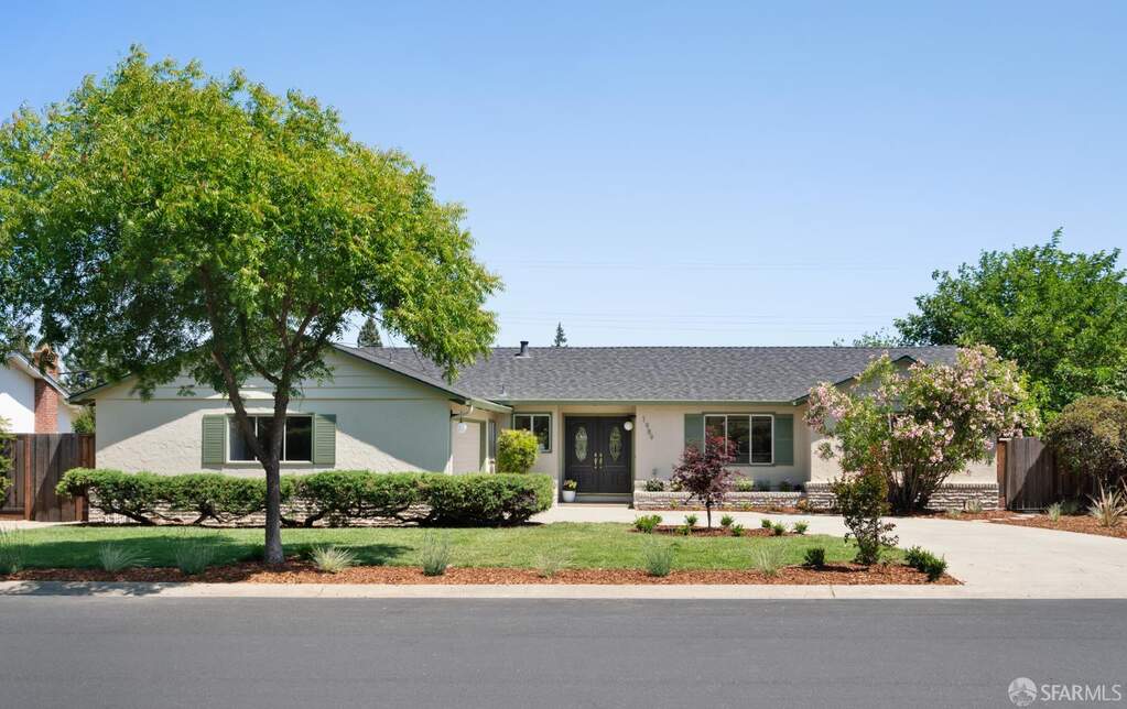 1989 Scott Lane, Los Altos, CA 94024