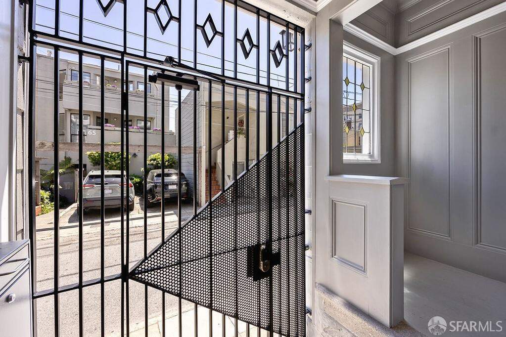 64 Perine Place, San Francisco, CA 94115