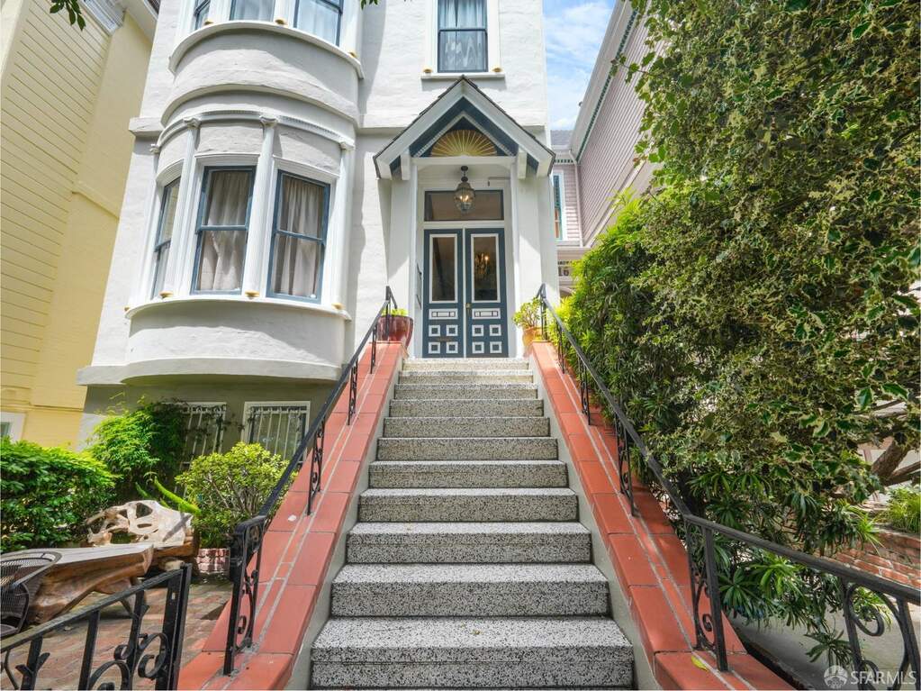 1624 Vallejo Street #2, San Francisco, CA 94123