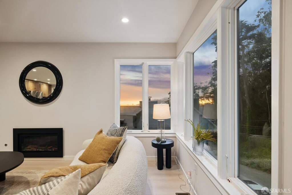 161 Dalewood Way, San Francisco, CA 94127