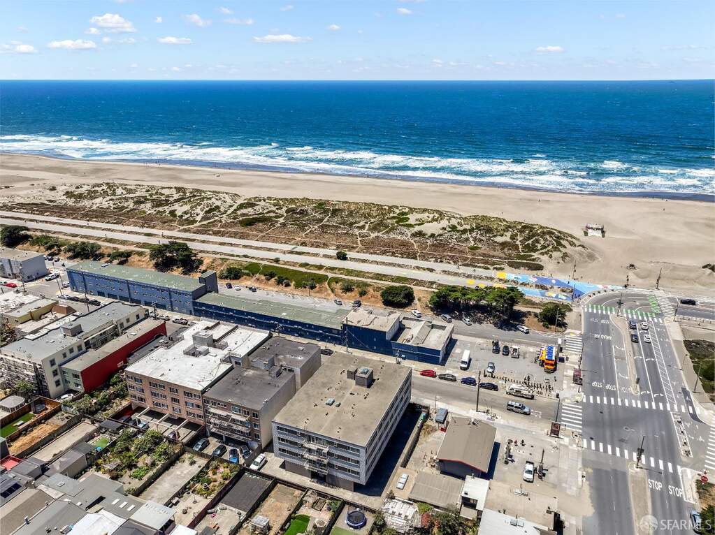 1220 La Playa Street #105, San Francisco, CA 94122