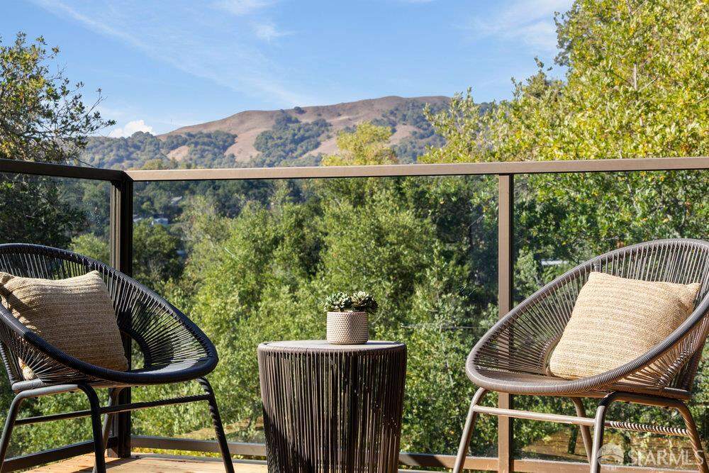 120 La Espiral, Orinda, CA 94563