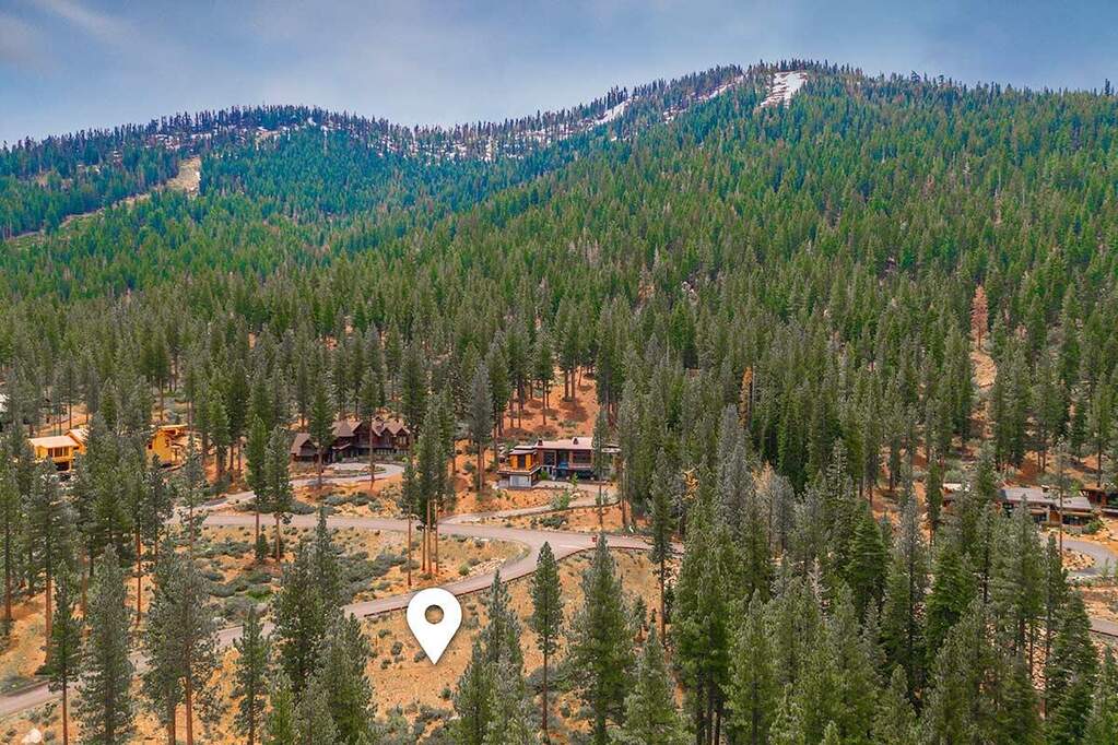 9501 Cloudcroft Court, Truckee, CA 96161 MLS 20230131 Christie's