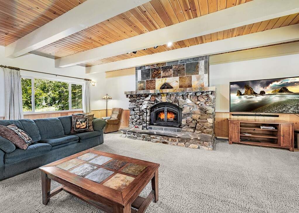 809 Countryman Drive, Bucks Lake, CA 95971 MLS 20231002 Christie's