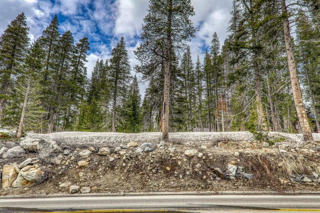 21406 Donner Pass Road, Soda Springs, CA 95728