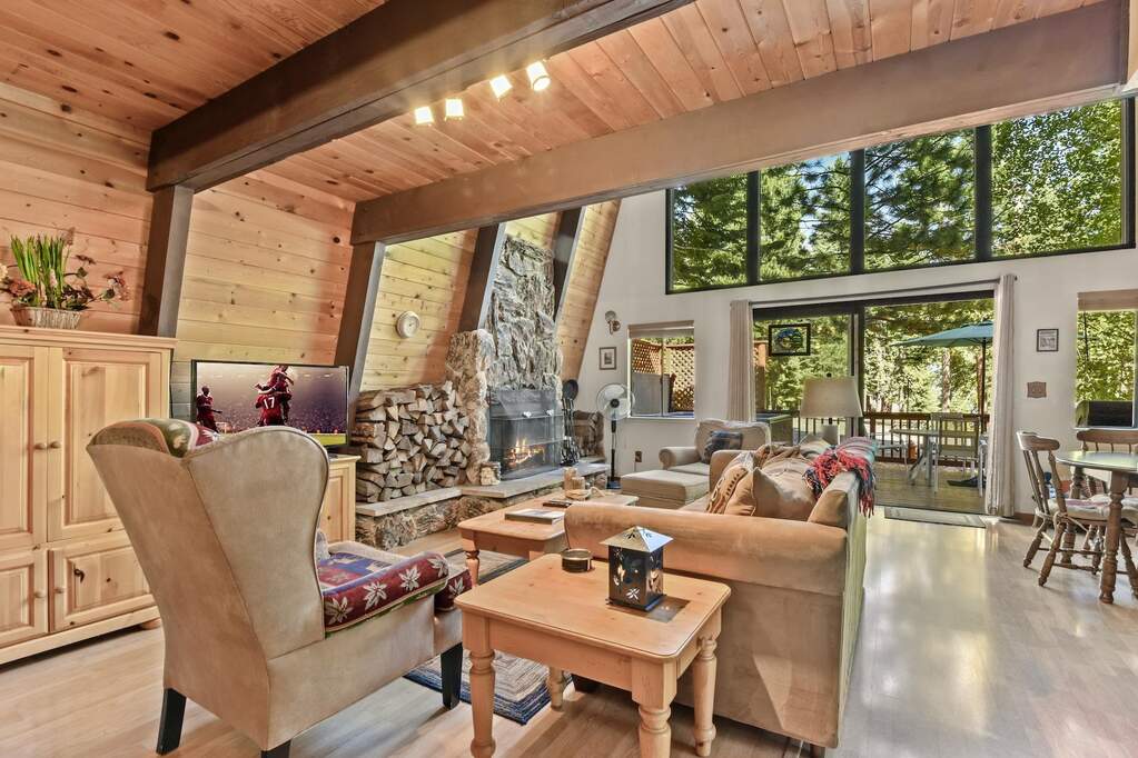 5695 Uplands Road, Agate Bay, CA 96140