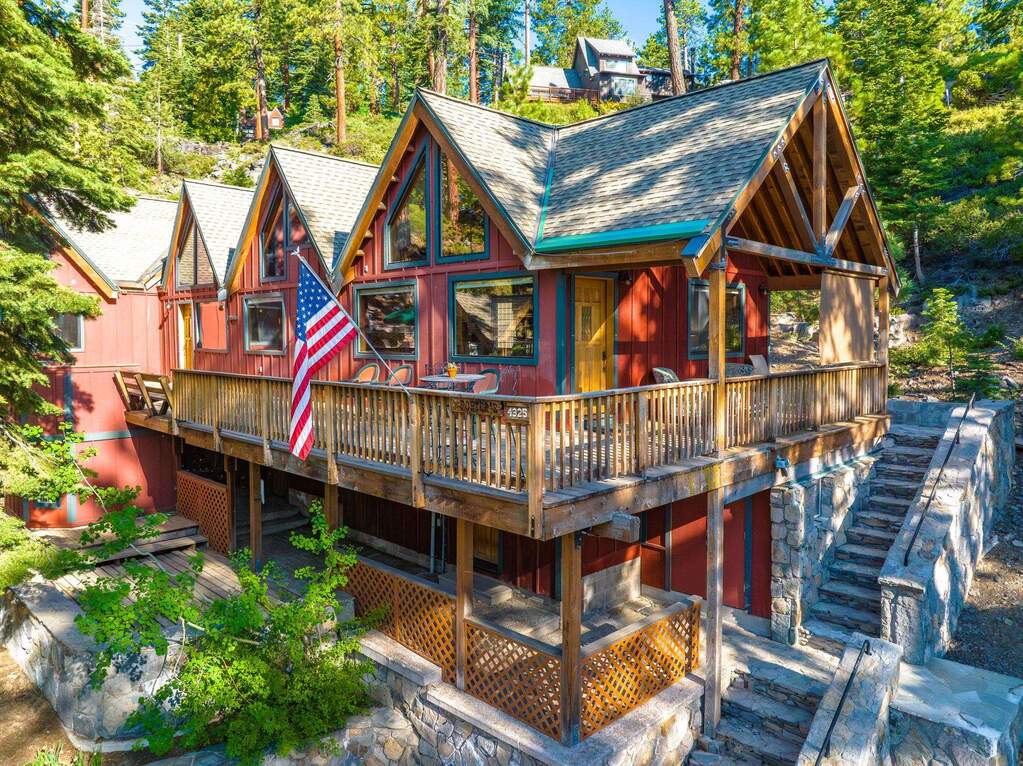4325 Jeffrey Way, Carnelian Bay, CA 96140