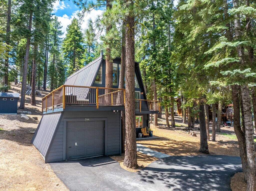744 Chapel Lane, Tahoe City, CA 96145