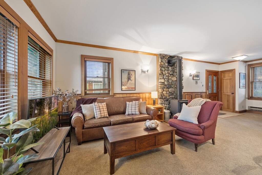 21501 Donner Pass Road #3, Soda Springs, CA 95628