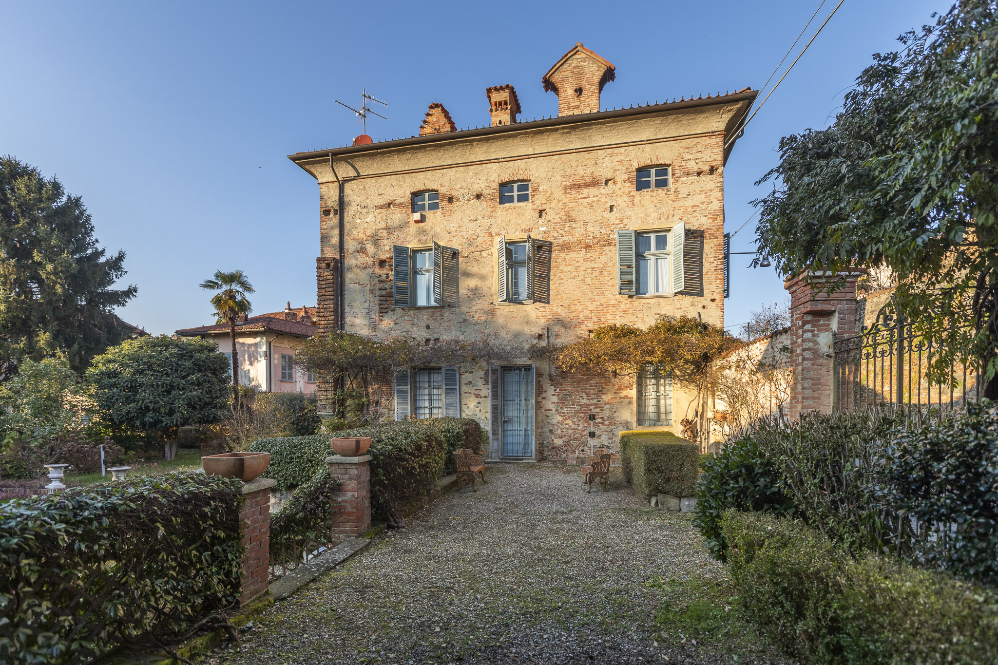 9 Bedroom Villa/Townhouse's Image 34